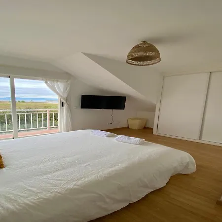 Apartment Amarillo Lindo Apartamento Con Vistas A La Playa Ribeira